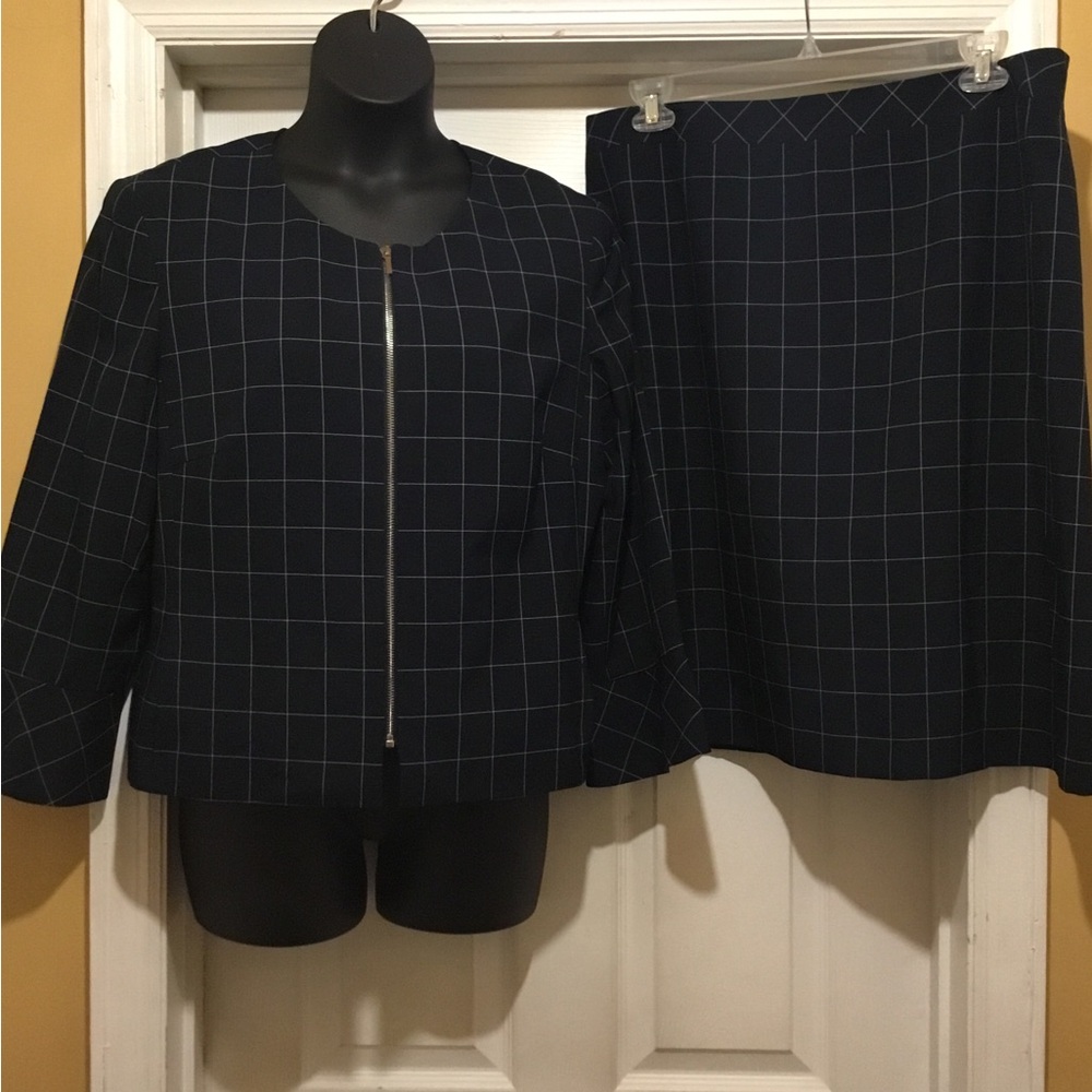 Black Mini Pencil Skirt Set for Work